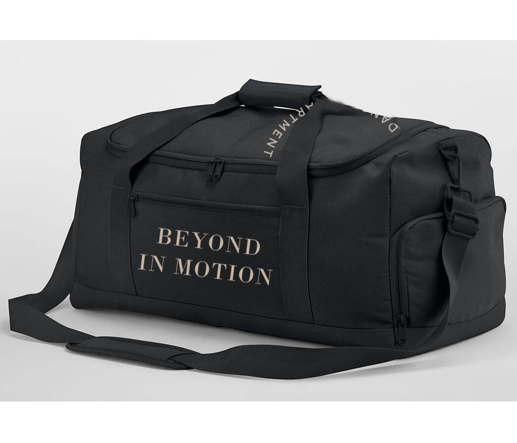 BEYOND IN MOTION | BAG  BEYOND IN MOTION | BAG