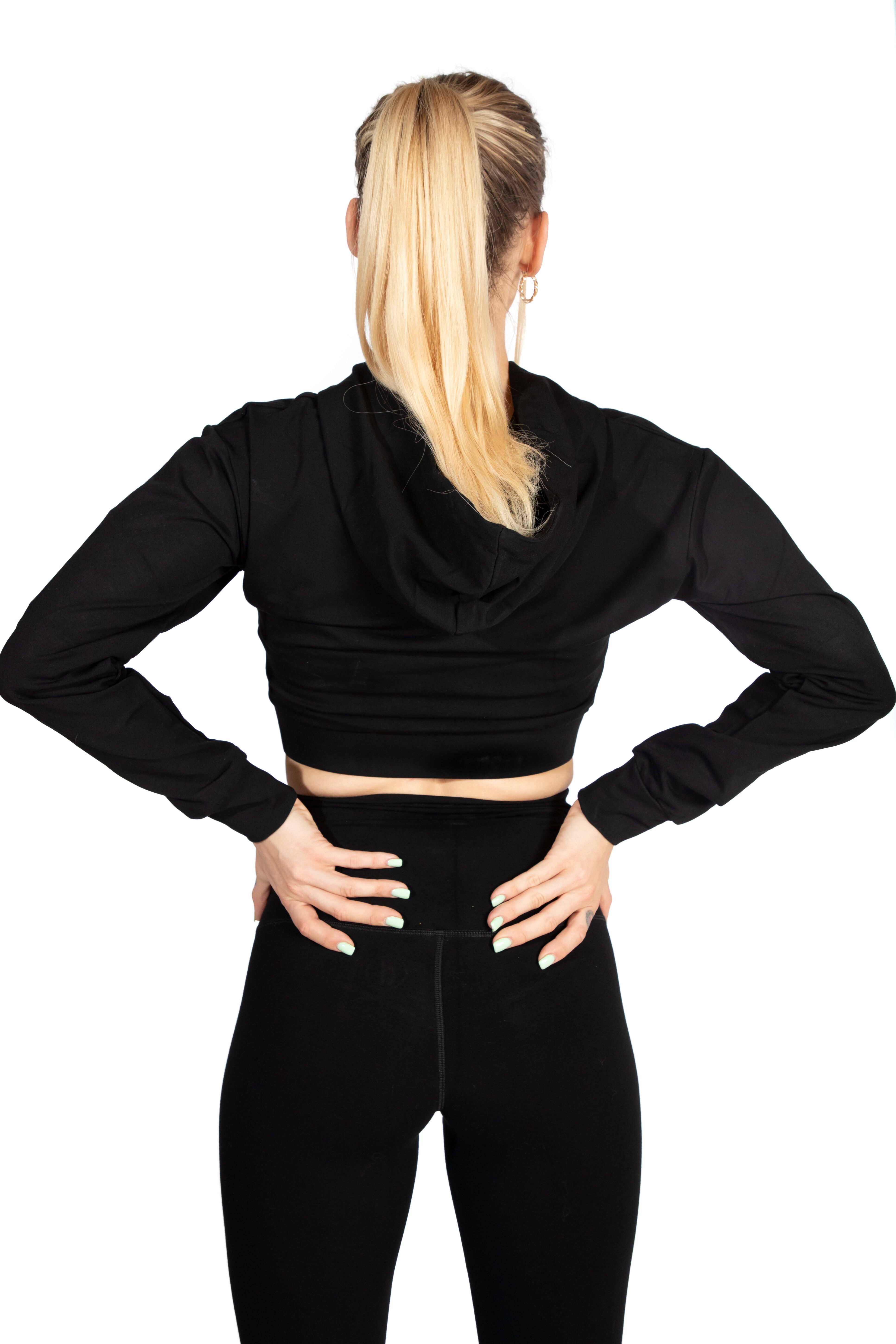 DINCWEAR CROP HOODIE