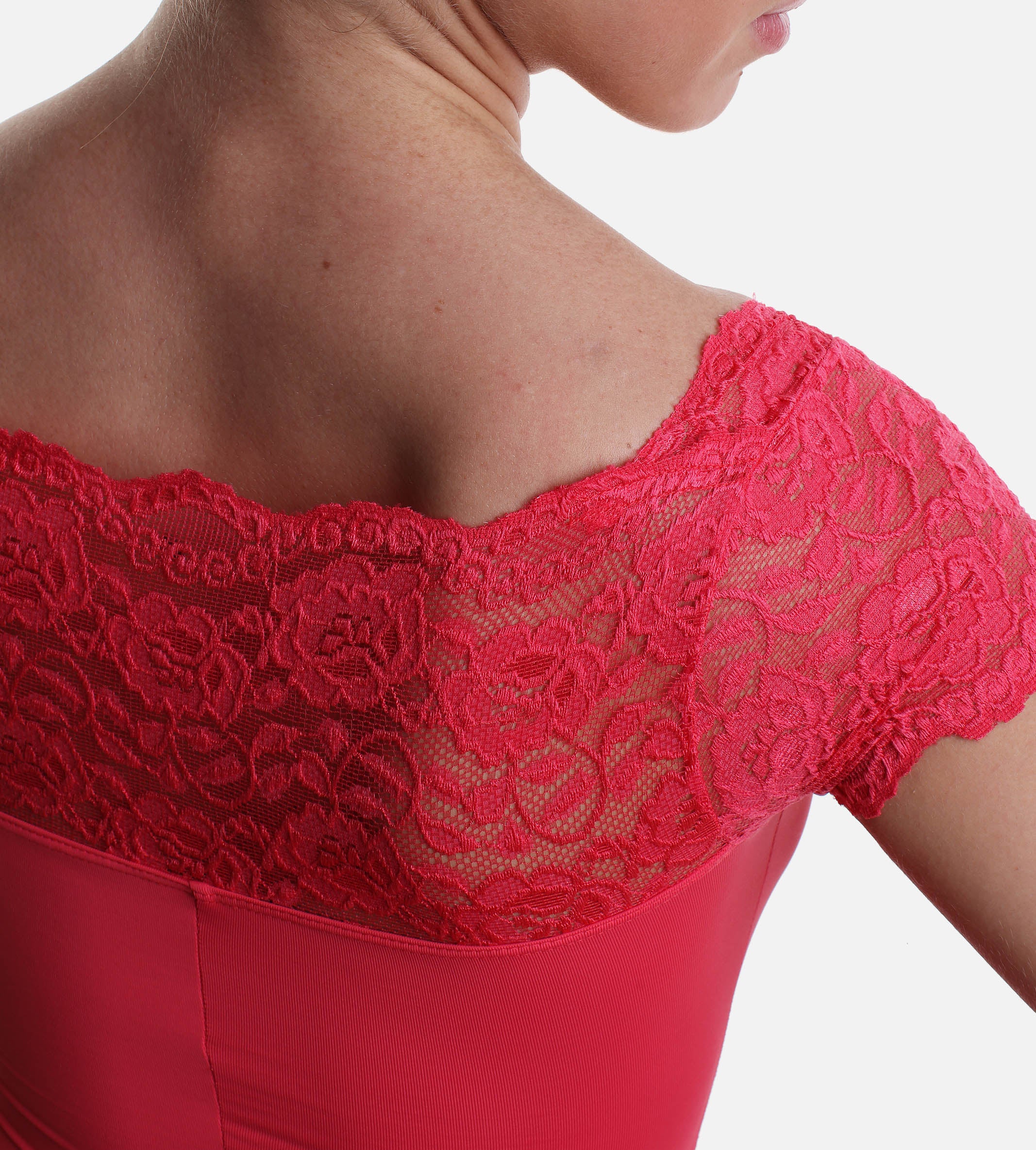 SO DANCA LACE SLEEVE - SL16 RED